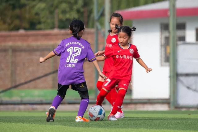 收官日汇总：湖人力克鹈鹕 太阳擒森林狼锁第6